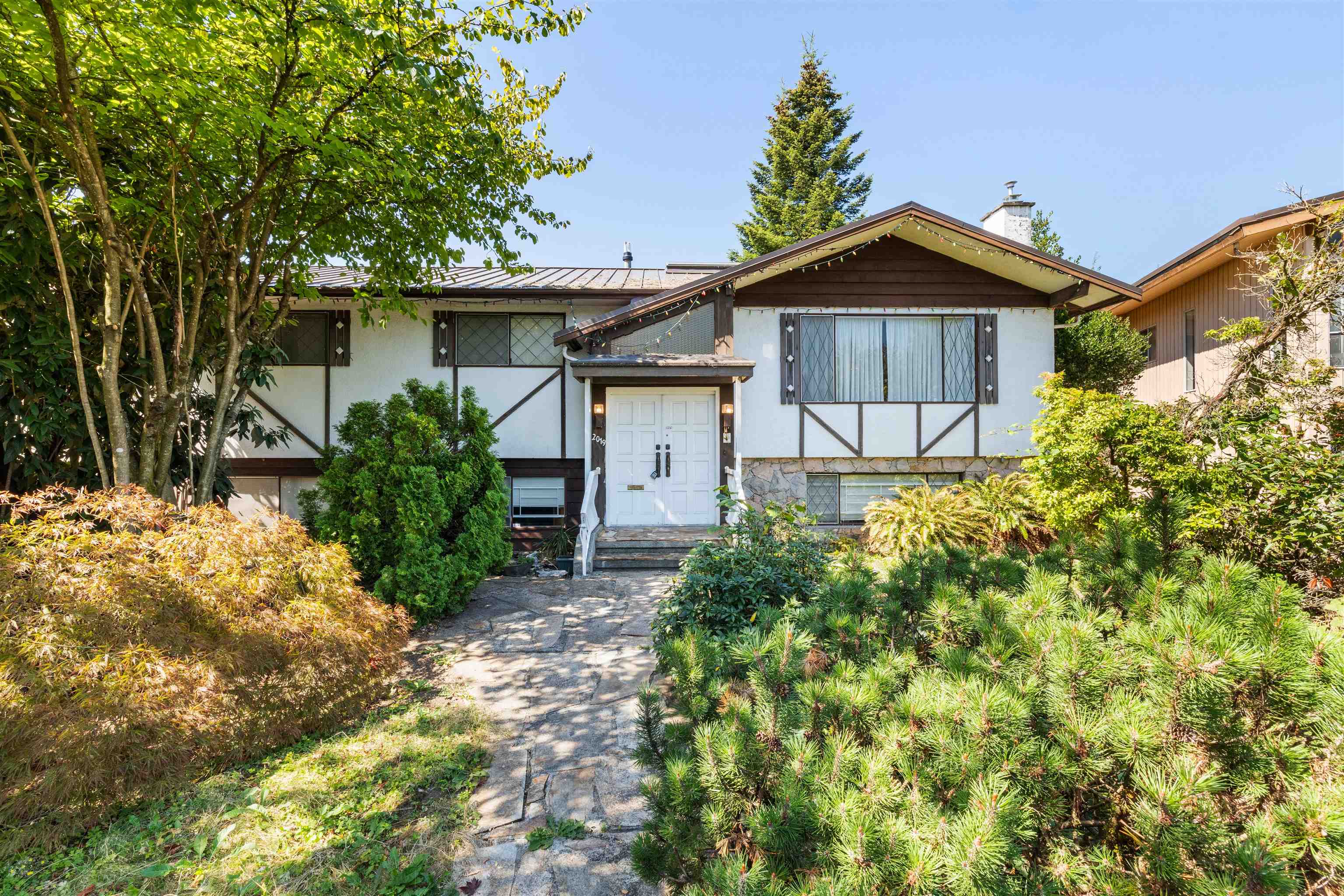 2019 PAULUS CRESCENT, Burnaby BC V5A 2M2, R3172740, BC,