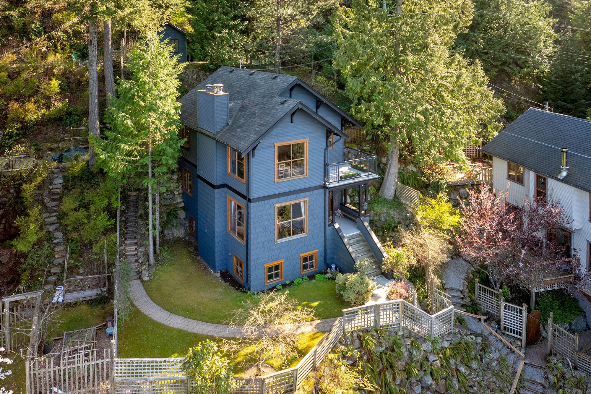 555 ROOCROFT LANE, Bowen Island BC V0N 1G2, R3172753, BC,