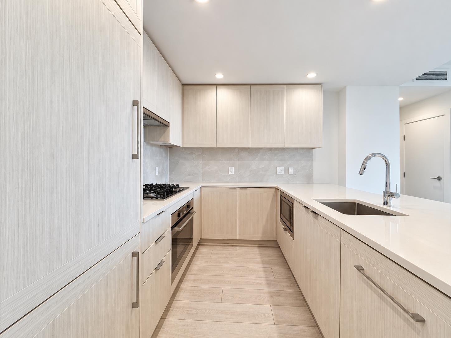 401 5051 IMPERIAL STREET, R3172830, BC,