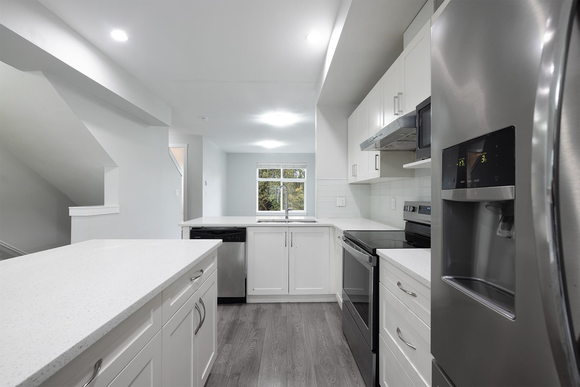 27 14660 105A AVENUE, R3172867, BC,
