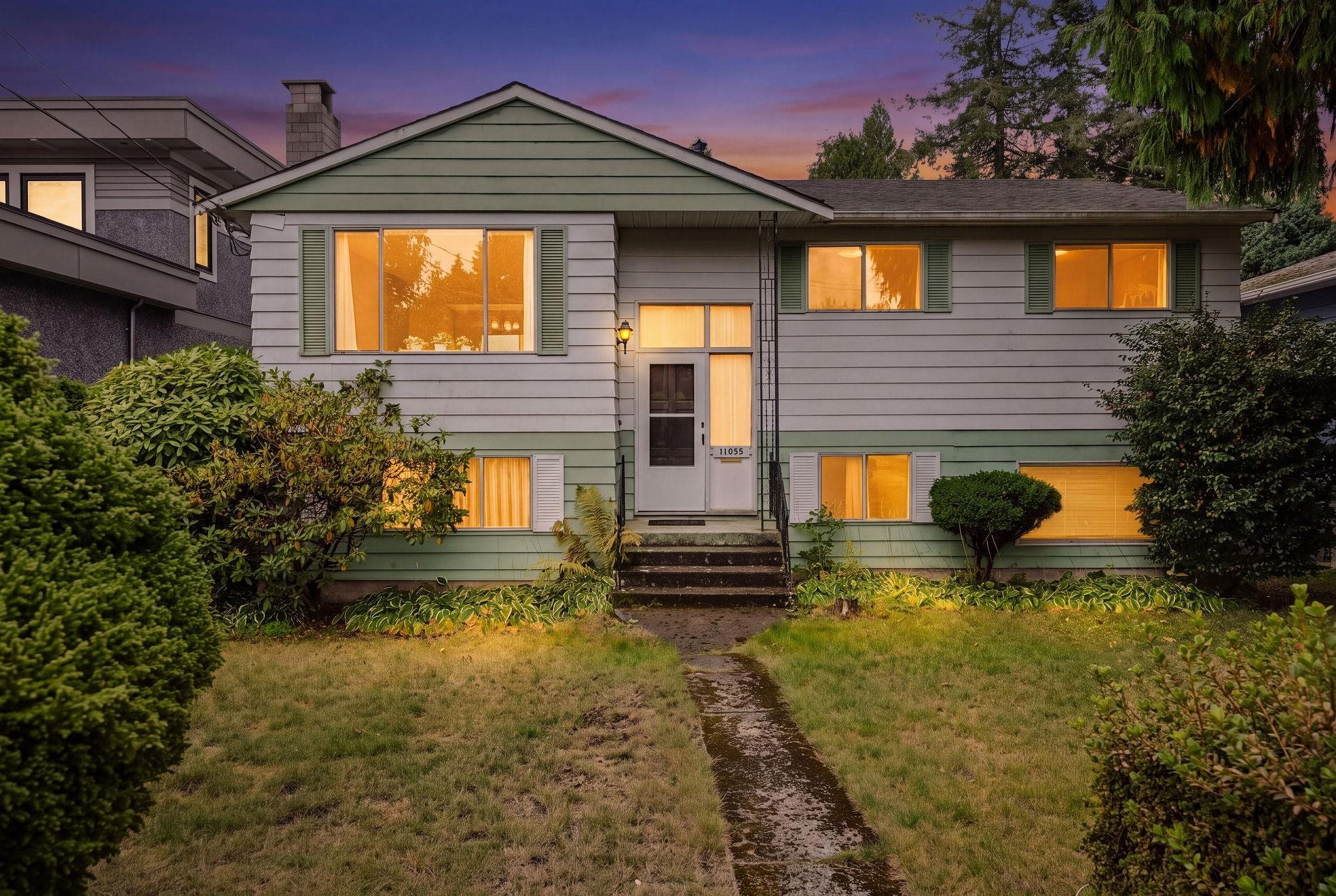 13696 BLACKBURN AVENUE, White Rock BC V4B 2Y8, R3172894, BC,