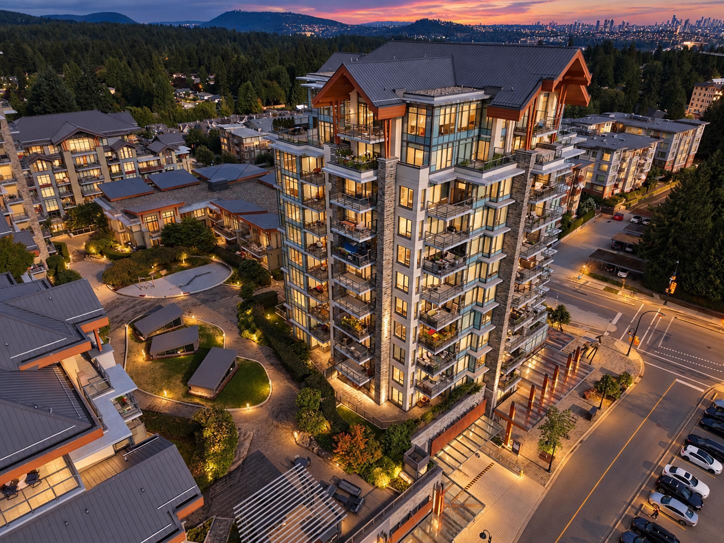 902 1210 27TH STREET, R3172976, BC,