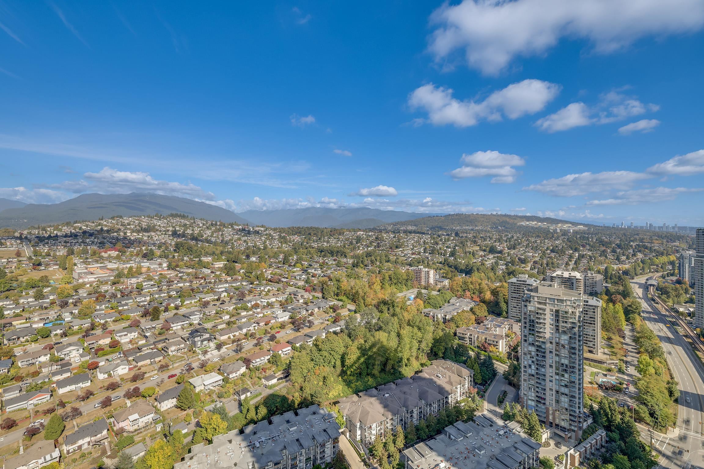 4205 4720 LOUGHEED HIGHWAY, R3173020, BC,