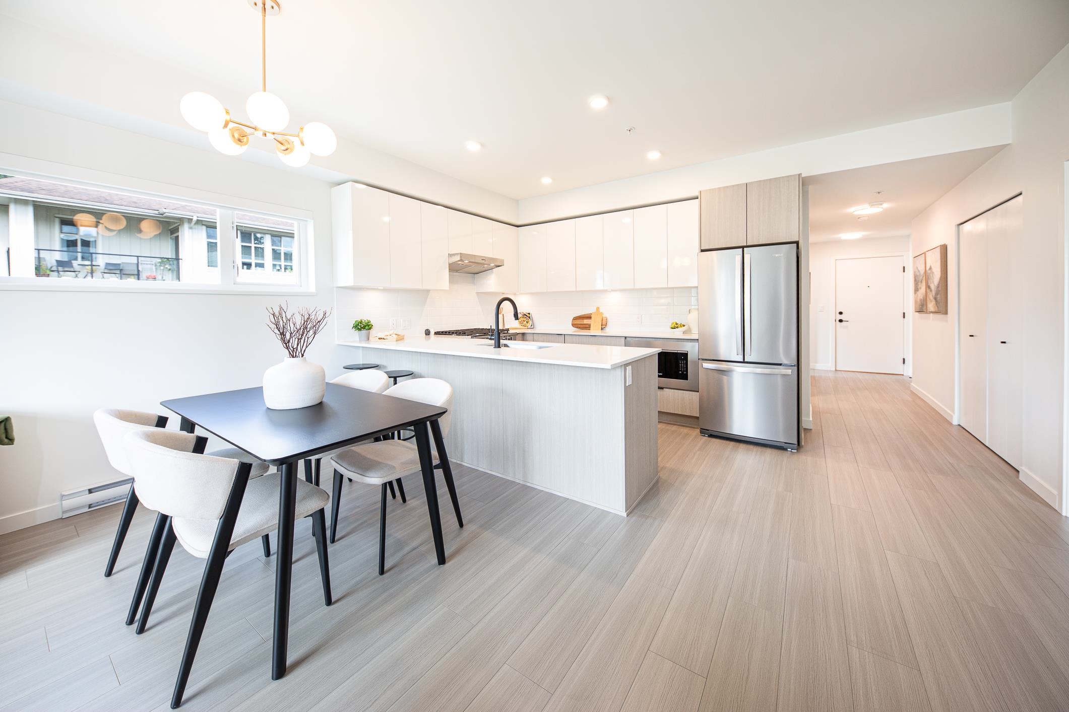 202 2277 HAWTHORNE AVENUE, R3173033, BC,