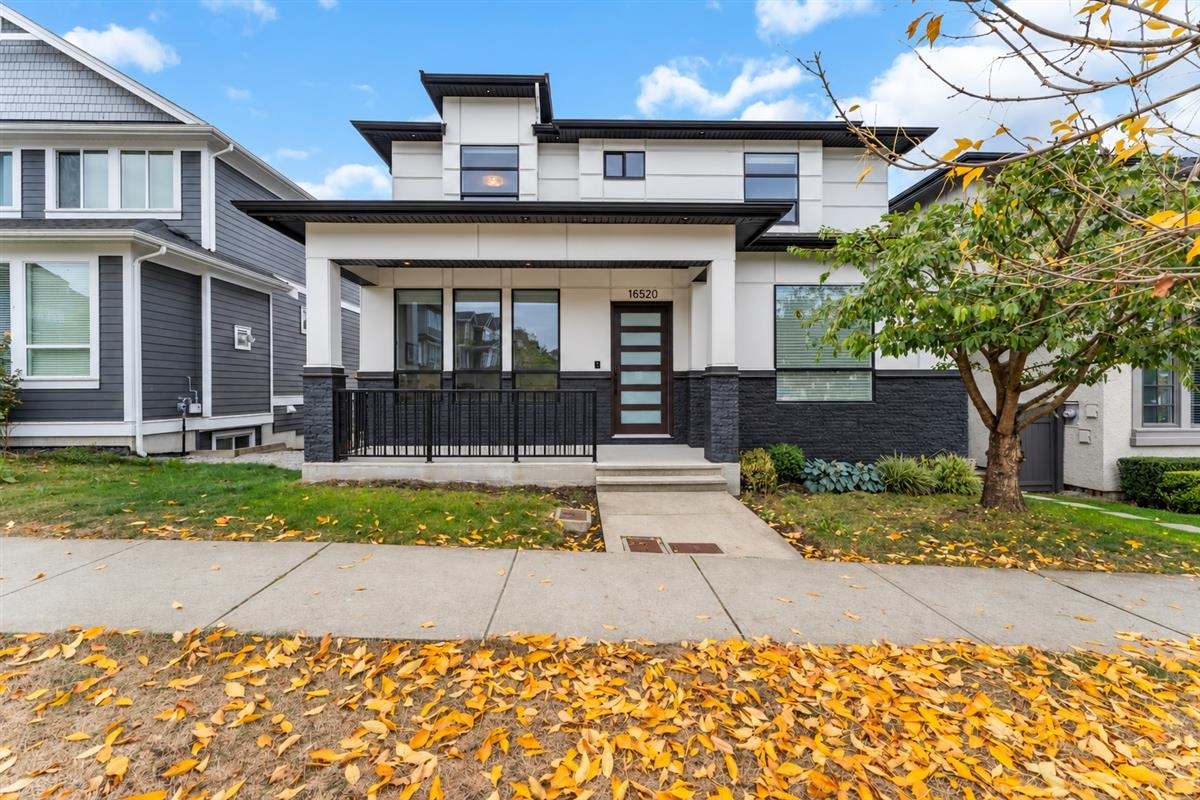 16520 20A AVENUE, Surrey BC V3Z 0X6, R3173084, BC,