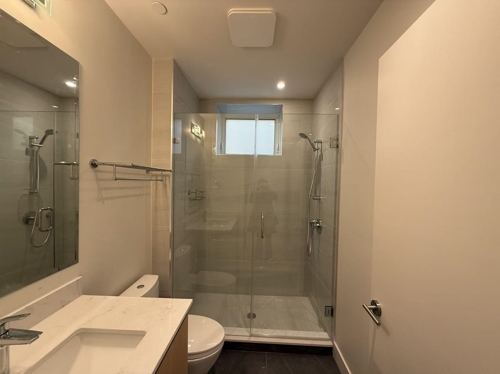 Basement Suite 3157 33RD AVENUE, R3173268, BC,
