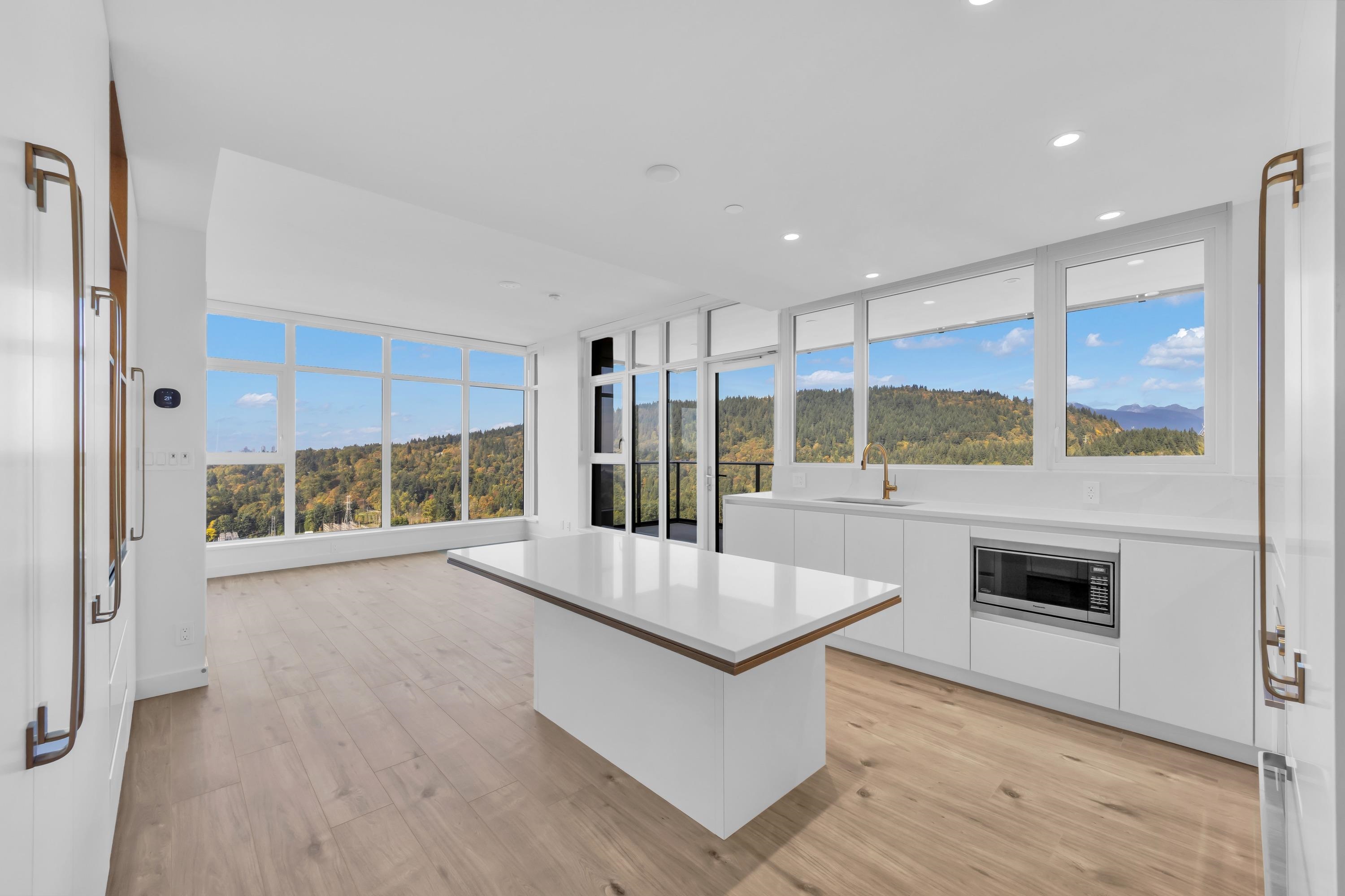 MLS® listing #R3173298 for sale located at 1608 720 FARROW STREET