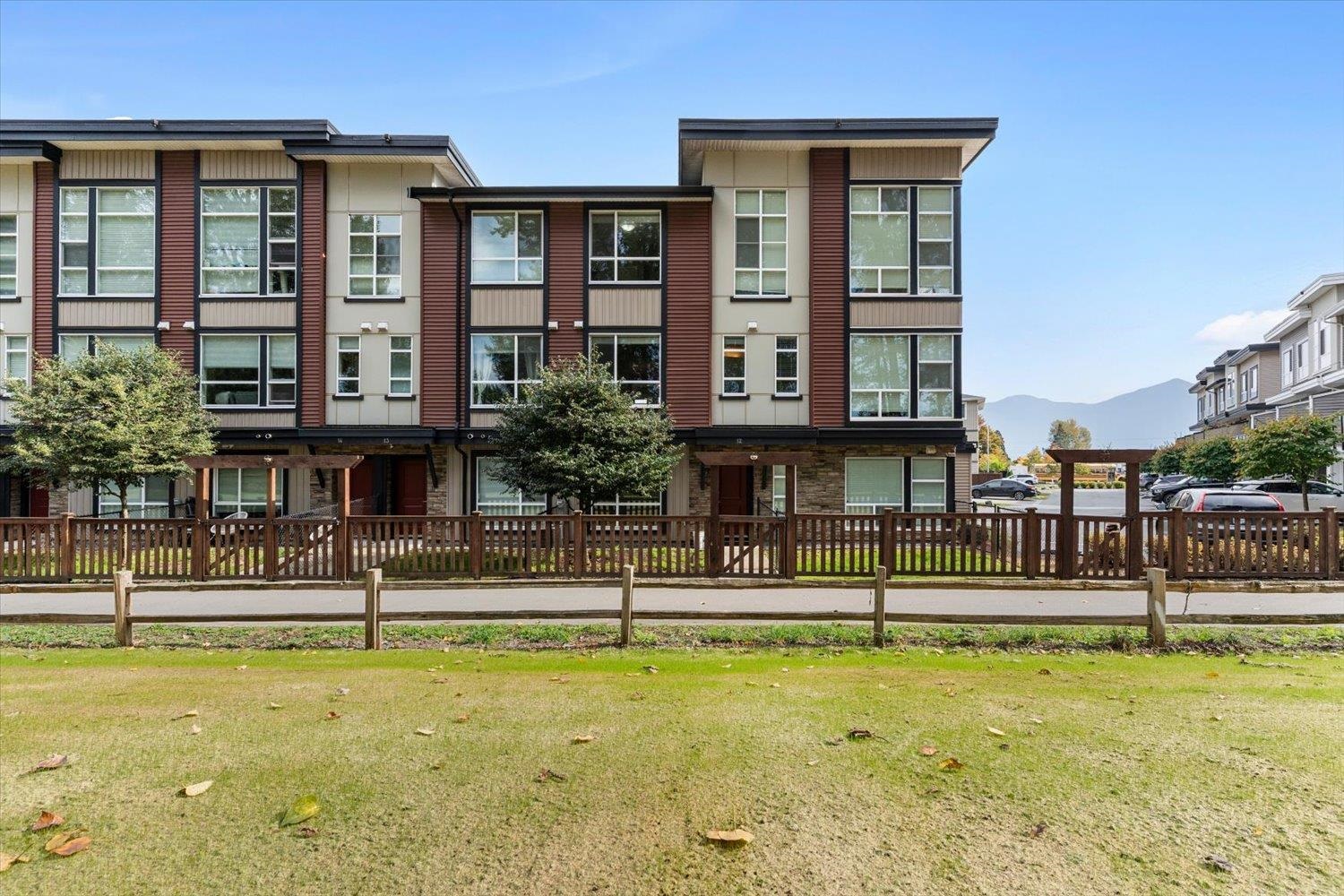 12 8413 MIDTOWN WAY, R3173427, BC,