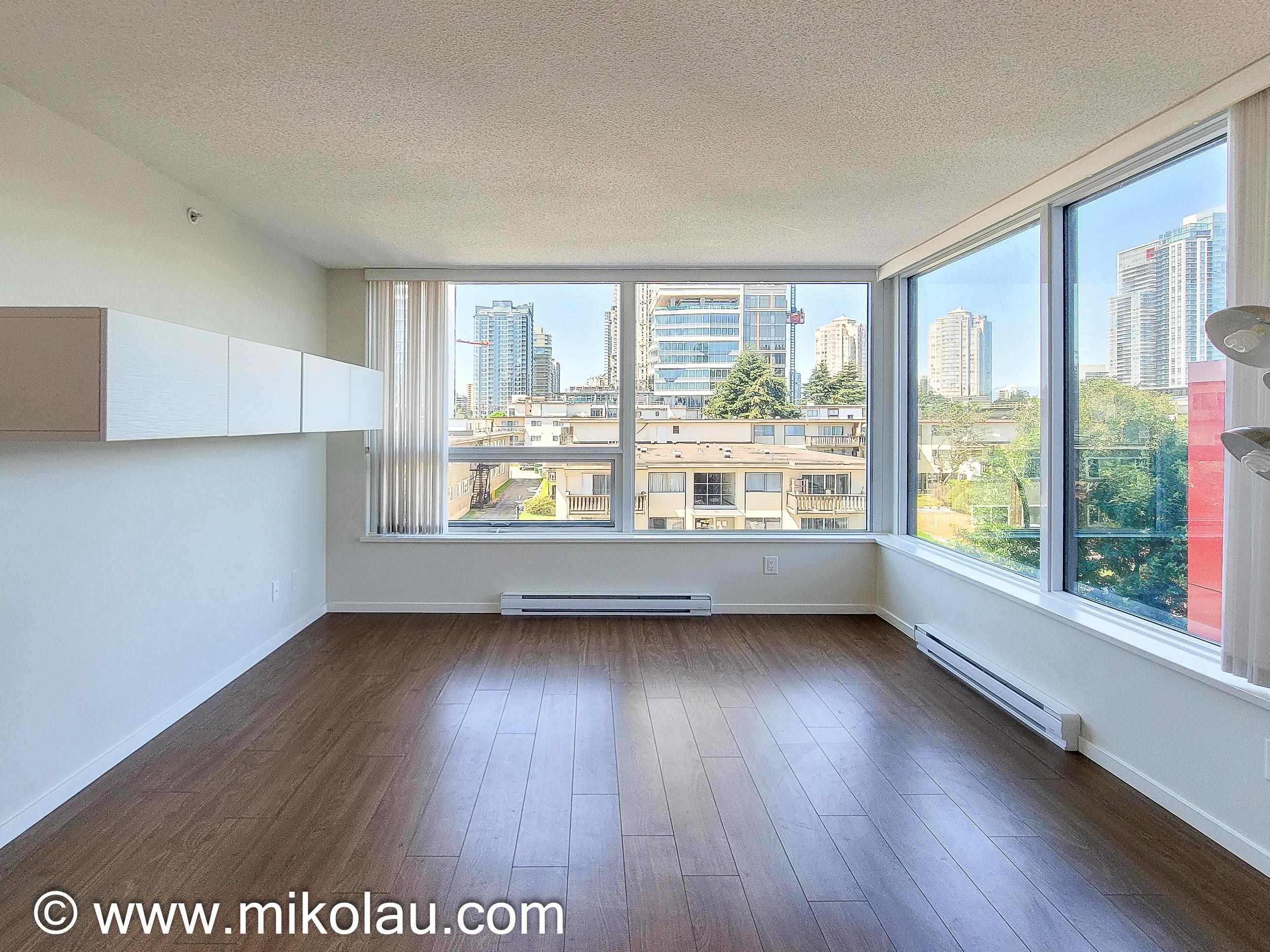3XX 6658 DOW AVE, Burnaby BC V5H 0C7, R3173458, BC,