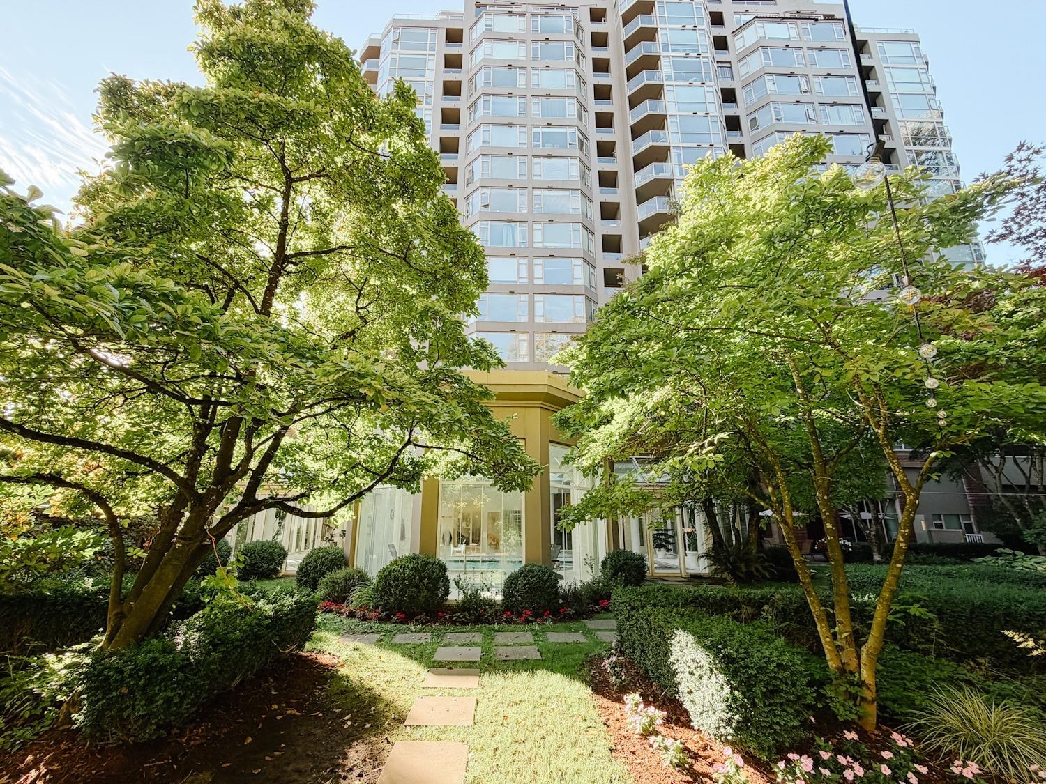 312 1327 KEITH ROAD, R3173478, BC,