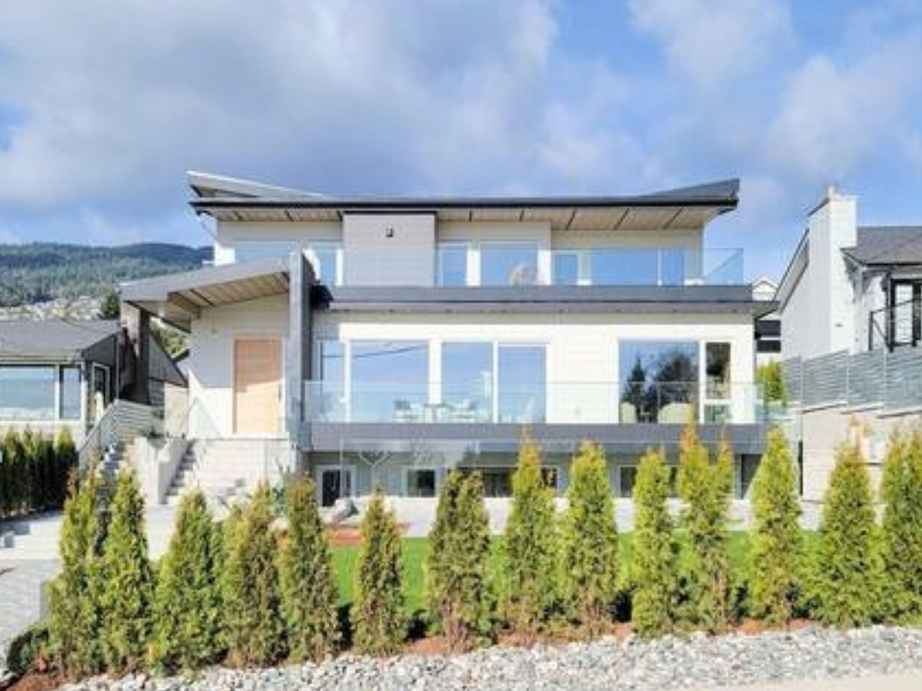 2141 JEFFERSON AVENUE, West Vancouver BC V7V 2A6, R3173589, BC,