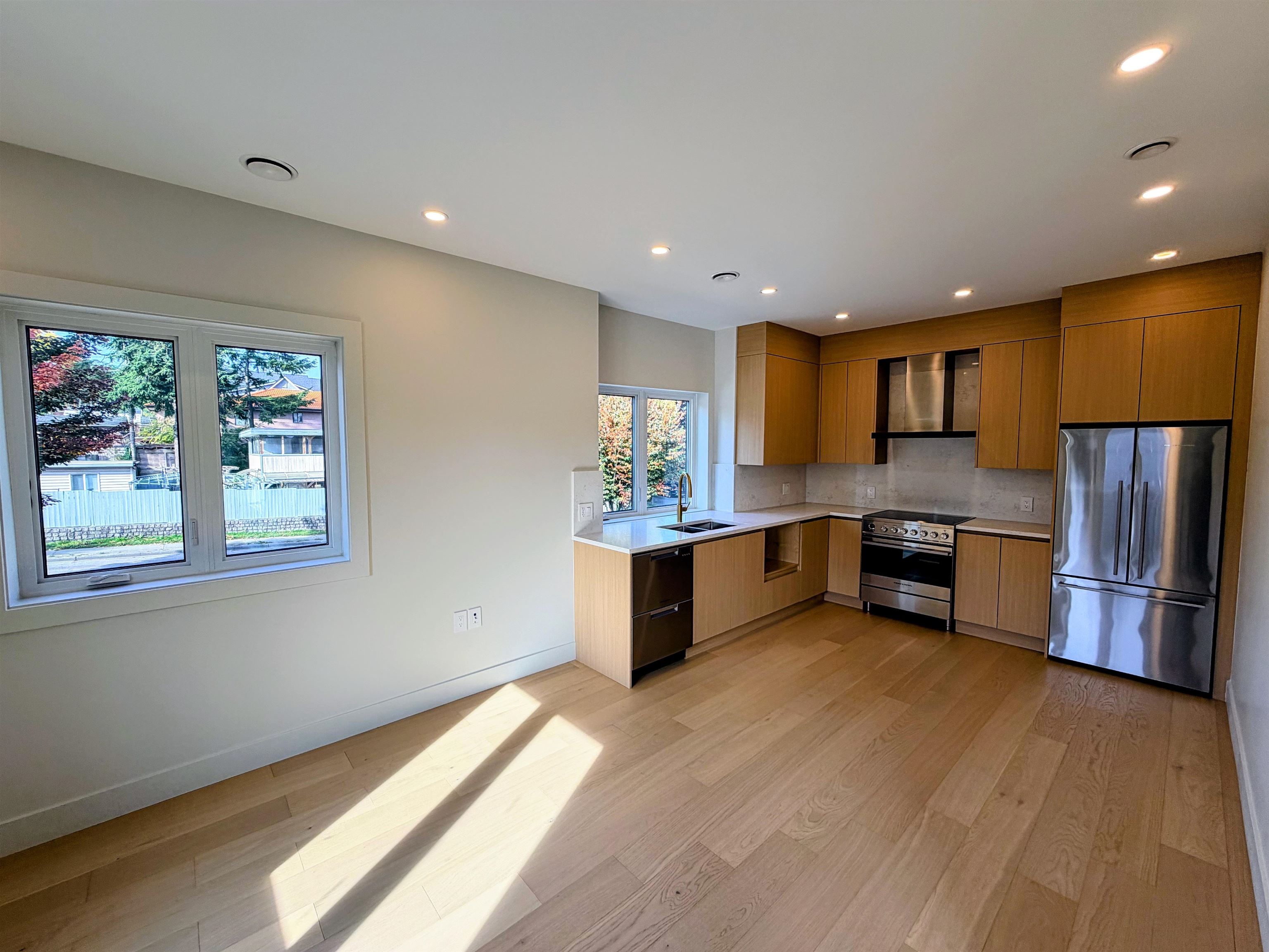 3430 KNIGHT STREET, Vancouver BC V5N 0K4, R3173600, BC,