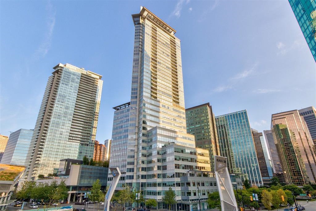 3X05 1077 CORDOVA STREET, R3173799, BC,
