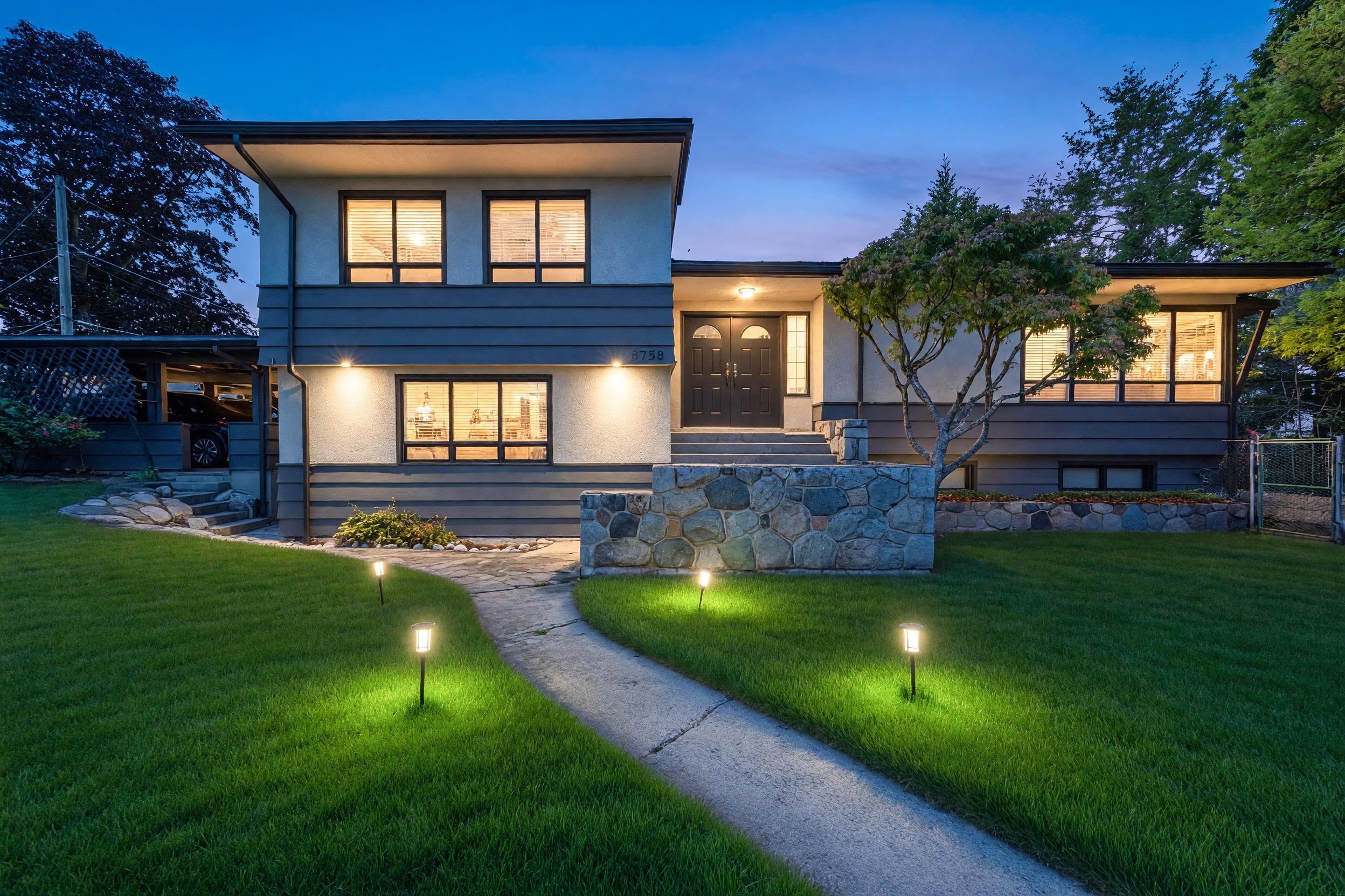 8758 CREST DRIVE, Burnaby BC V3N 4A2, R3174052, BC,