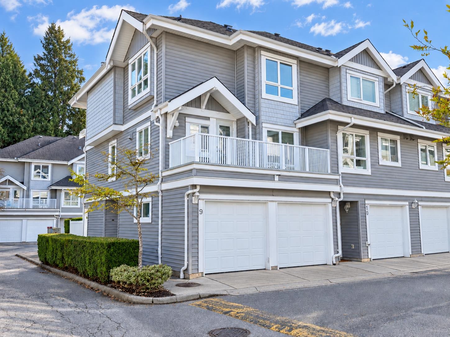 9 8968 208 STREET, R3174076, BC,