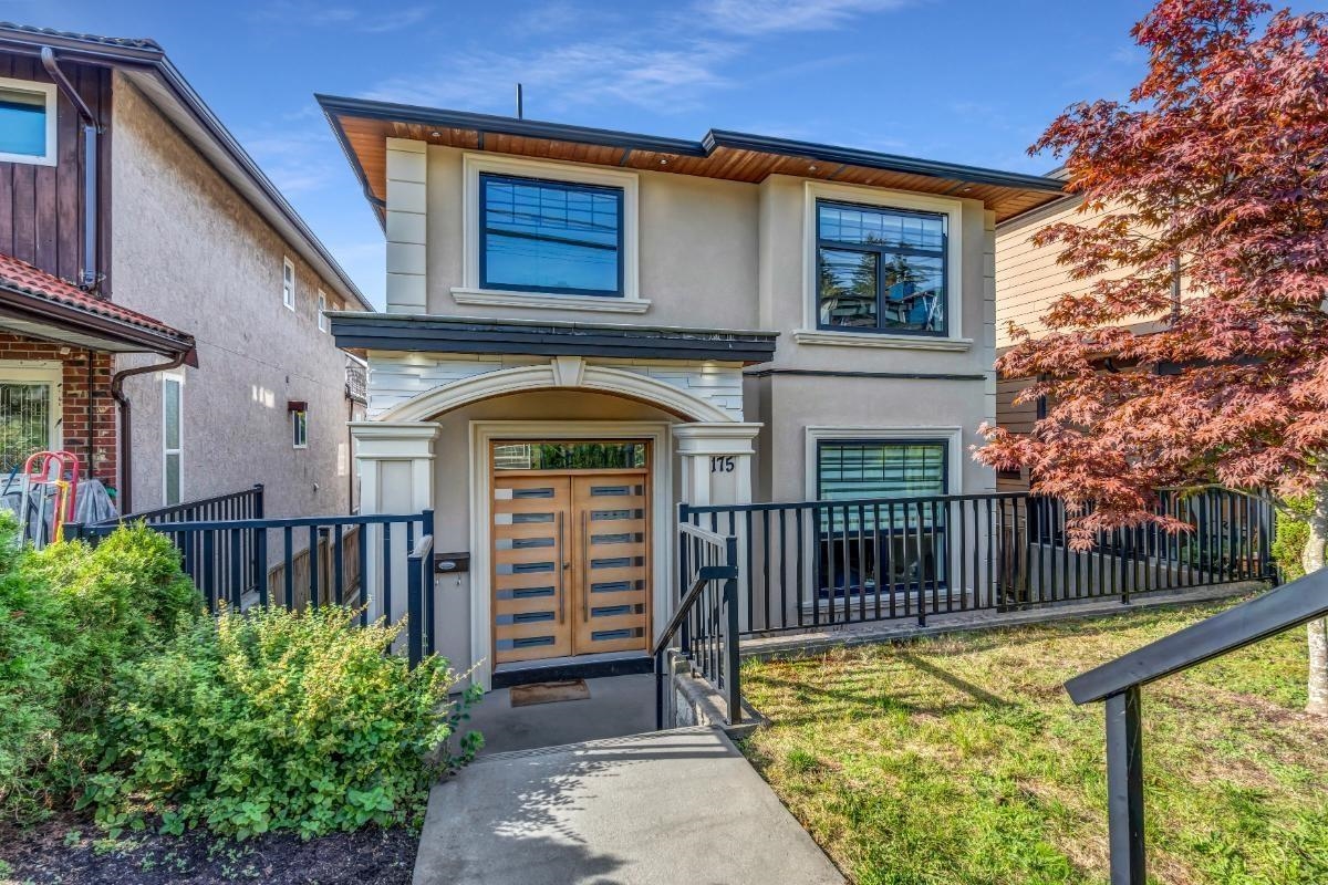 175 DELTA AVENUE, Burnaby BC V5B 3C6, R3174095, BC,