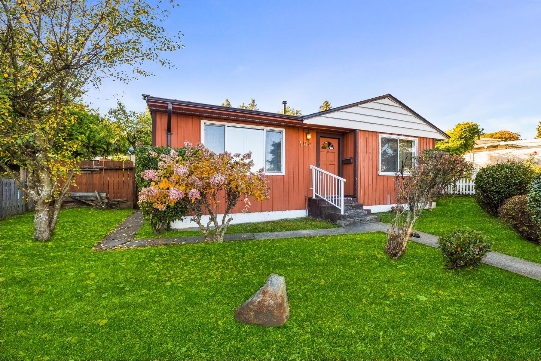 107 SAPPER STREET, New Westminster BC V3L 3Y6, R3174118, BC,