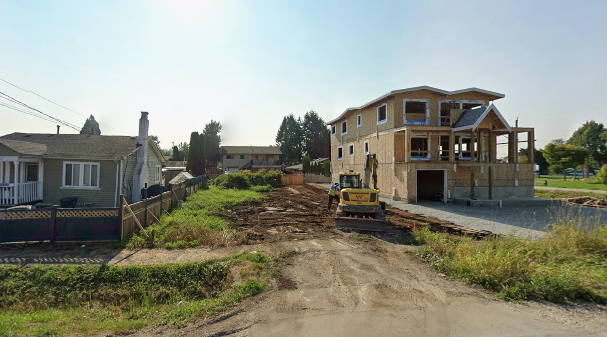 12686 114A AVENUE, Surrey BC V3V 3P4, R3174192, BC,