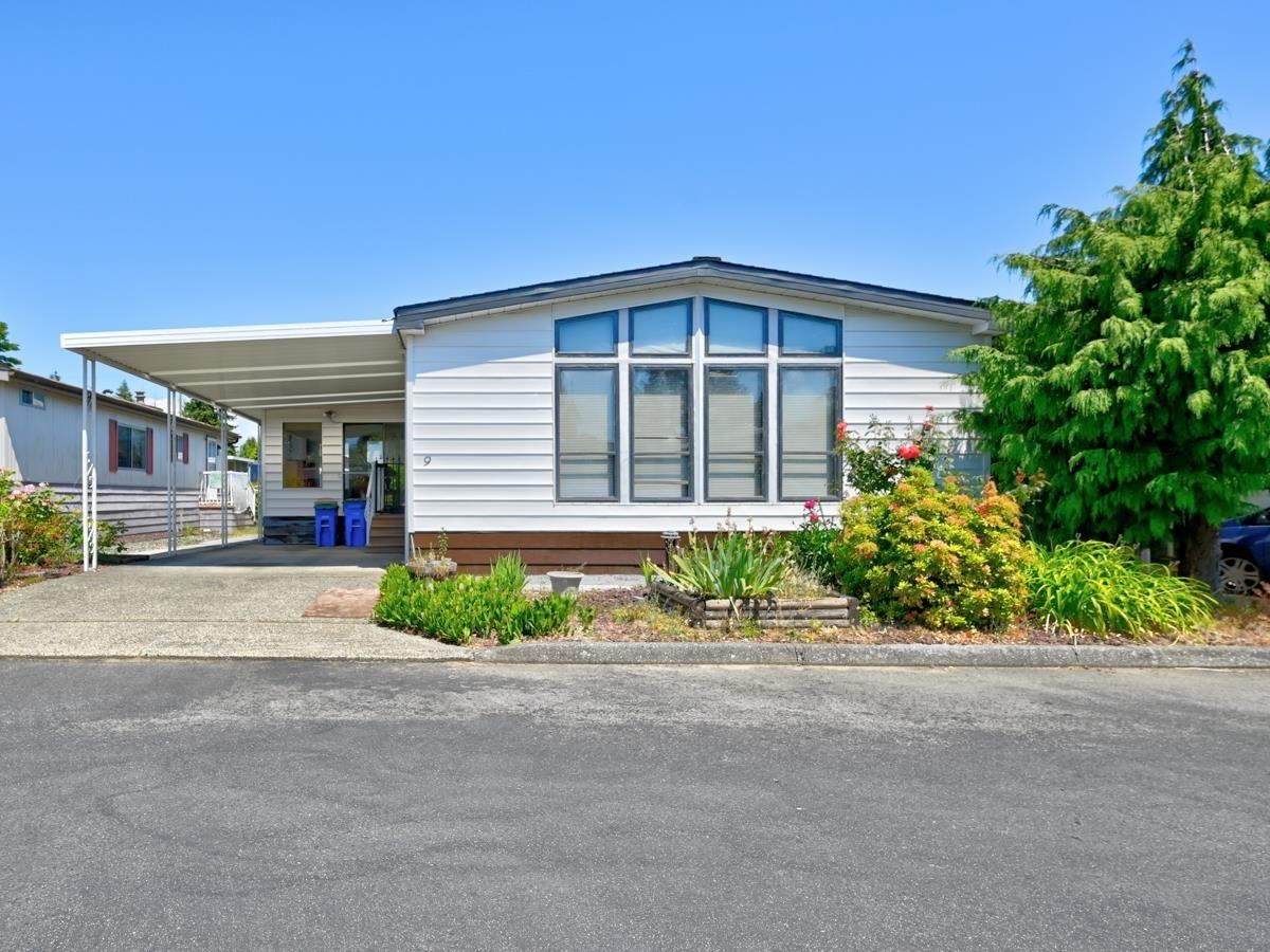 9 8670 156 STREET, R3174219, BC,