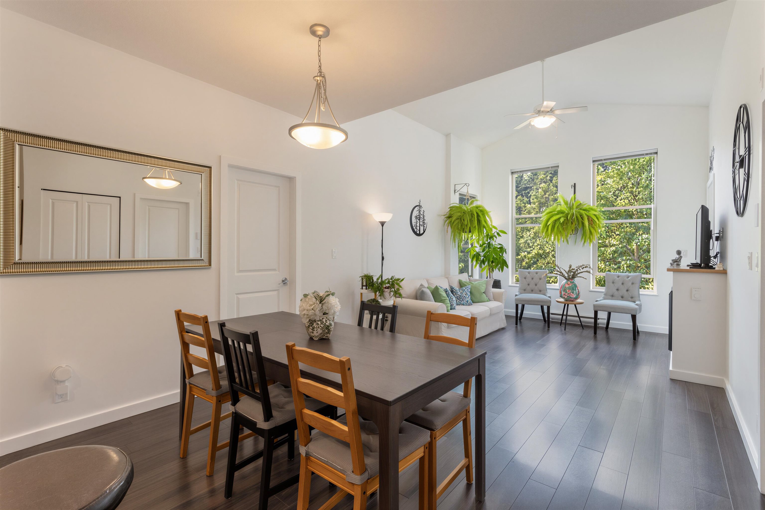 401 265 ROSS DRIVE, R3174221, BC,