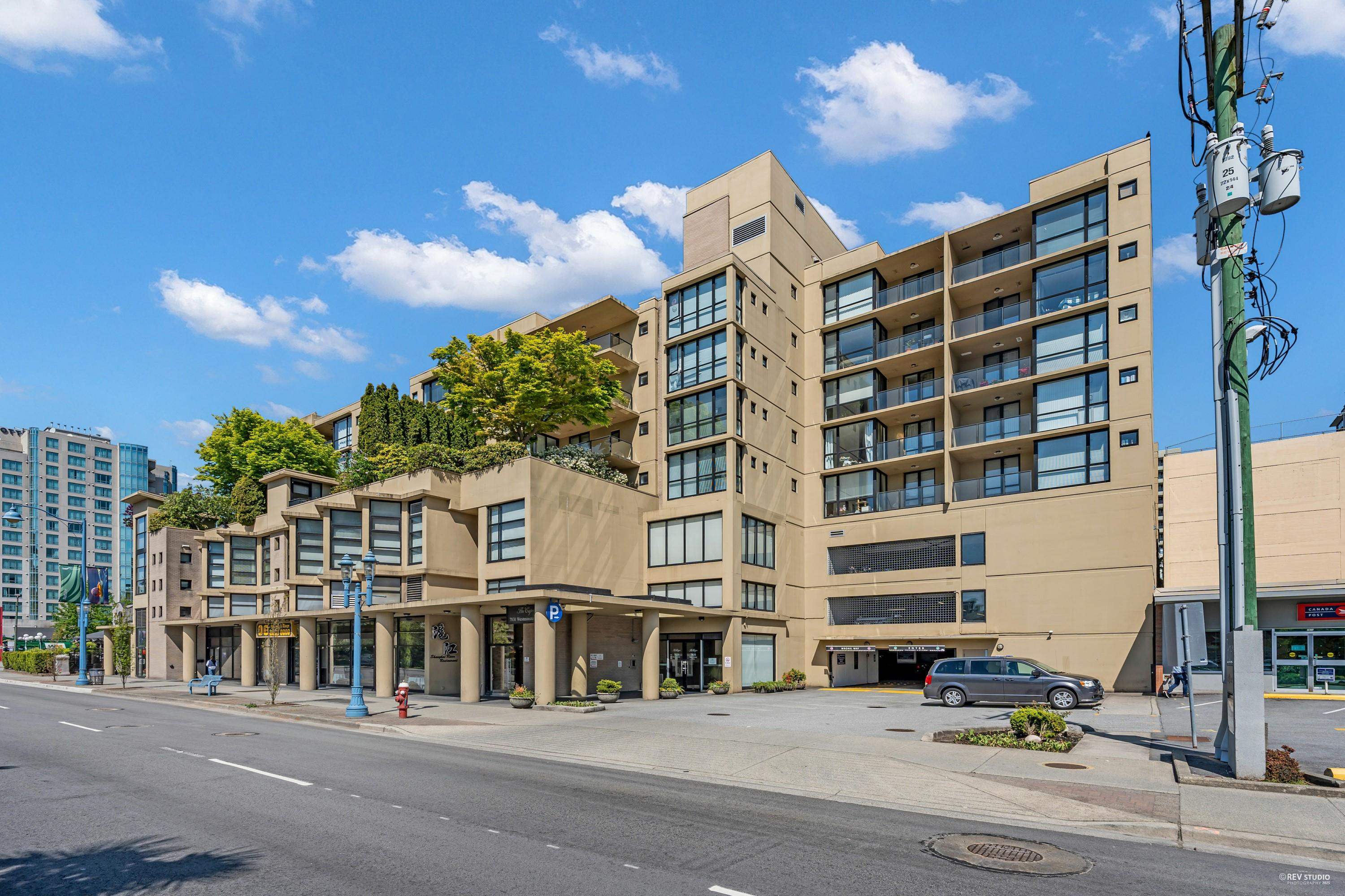 824 7831 WESTMINSTER HIGHWAY, R3174238, BC,