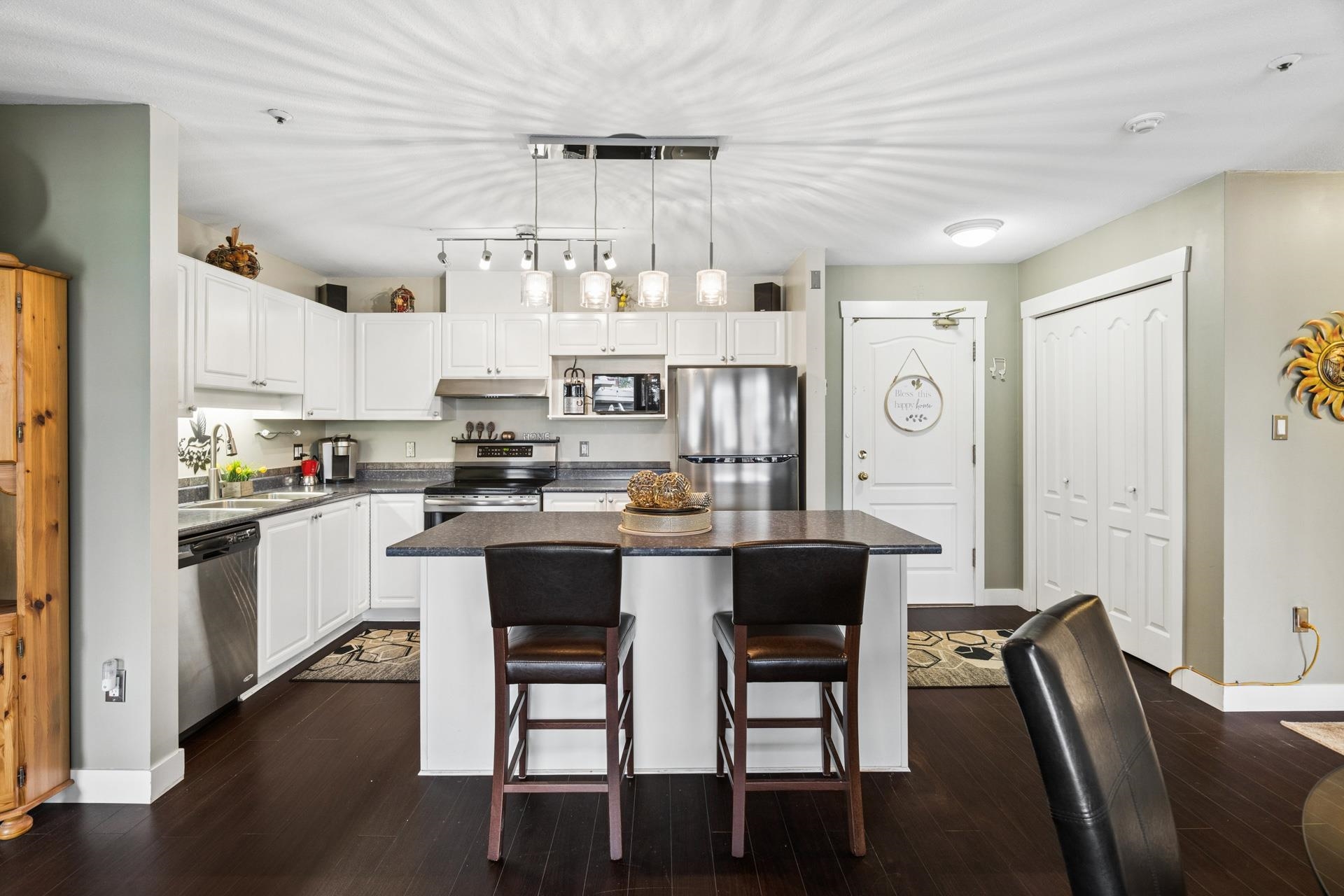 414 2968 BURLINGTON DRIVE, R3174324, BC,