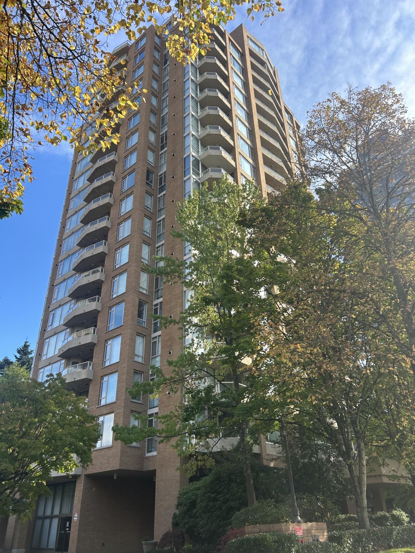 201 4689 HAZEL STREET, R3174331, BC,