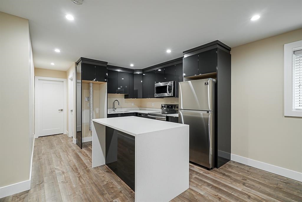 Basement 17XX HOWARD AVENUE, R3174394, BC,