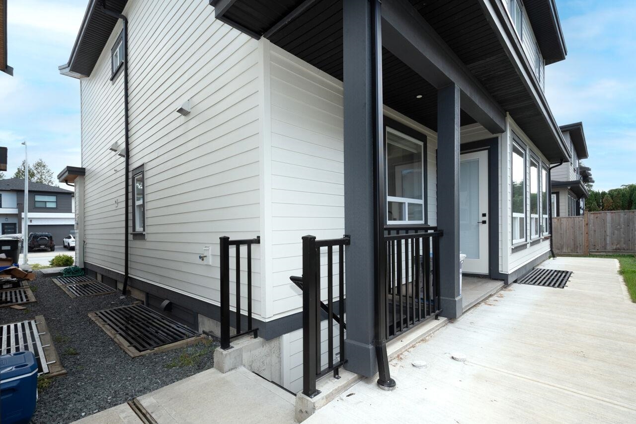 Lower Suite 7137 204A STREET, R3174399, BC,