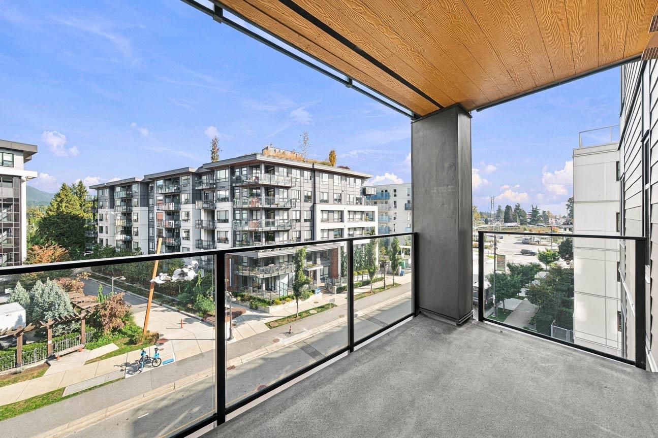 405 1529 OXFORD, R3174421, BC,