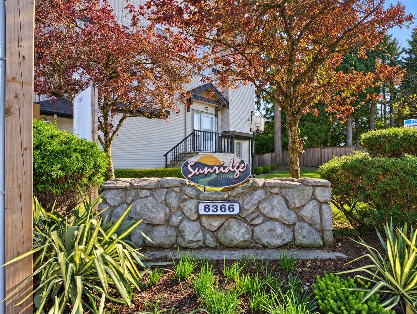 37 6366 126 STREET, R3174512, BC,