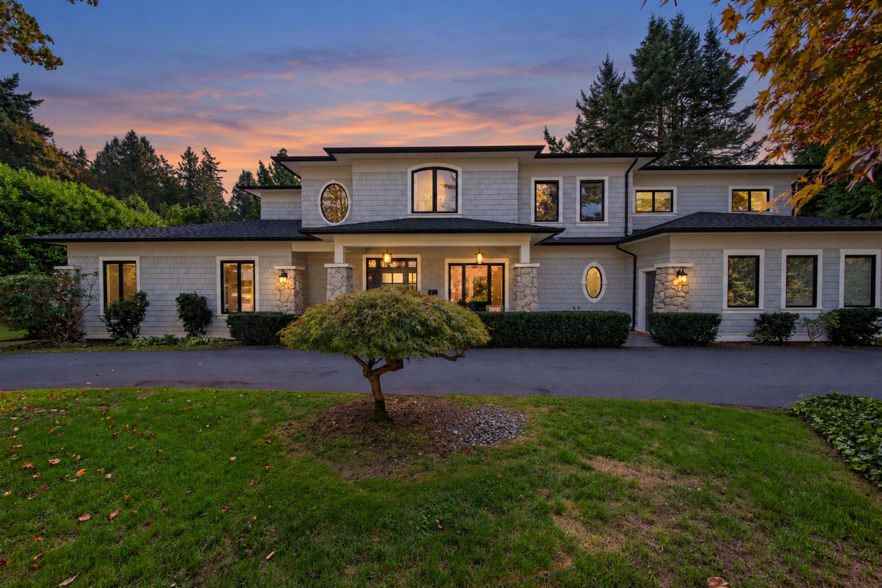 13756 18 AVENUE, Surrey BC V4A 1W4, R3174636, BC,