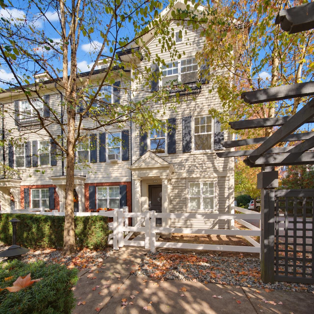 43 2495 DAVIES AVENUE, R3174640, BC,