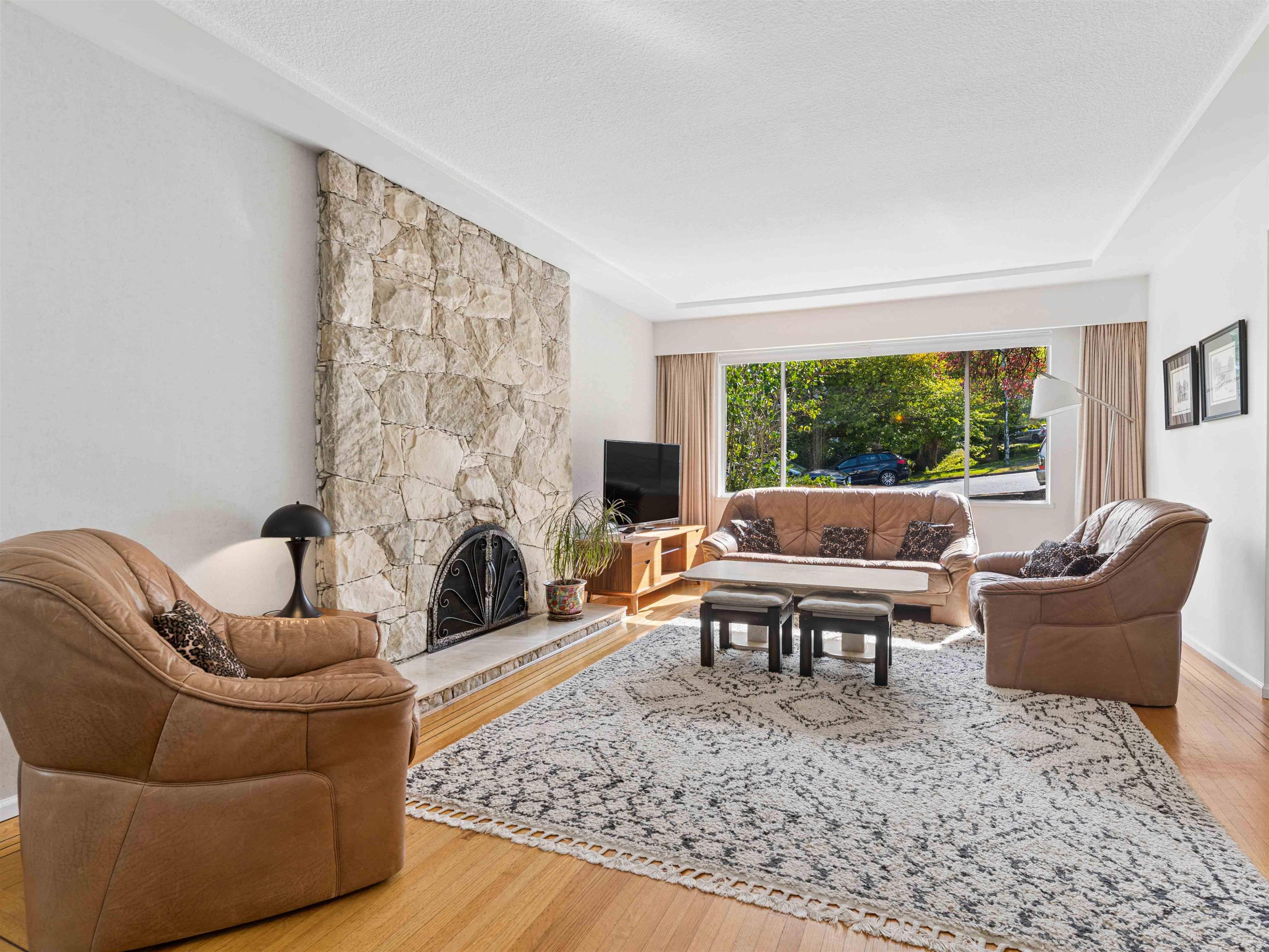 2925 W 24TH AVENUE, Vancouver BC V6L 1R5, R3174667, BC,