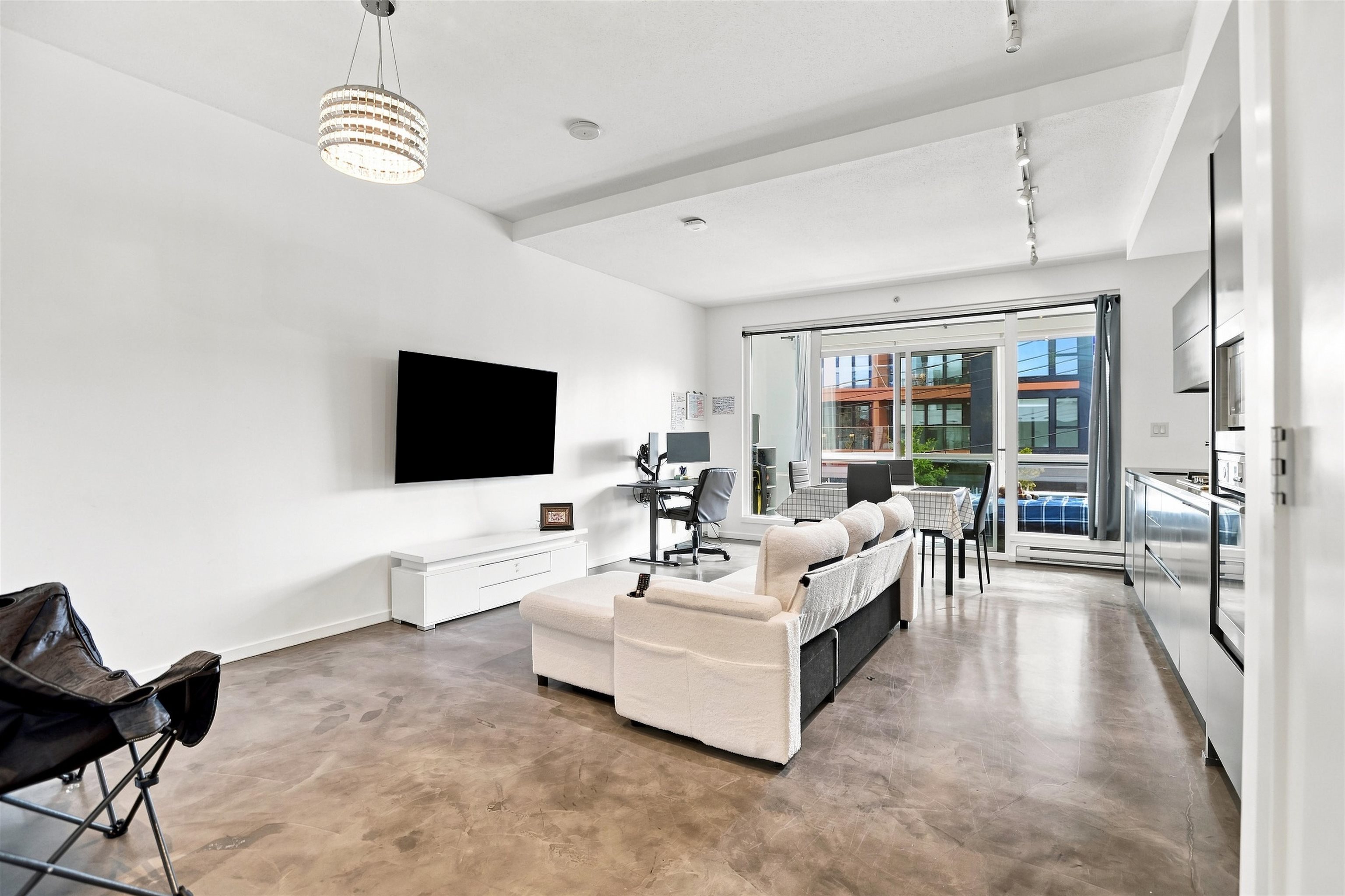 209 133 8TH AVENUE, R3174737, BC,