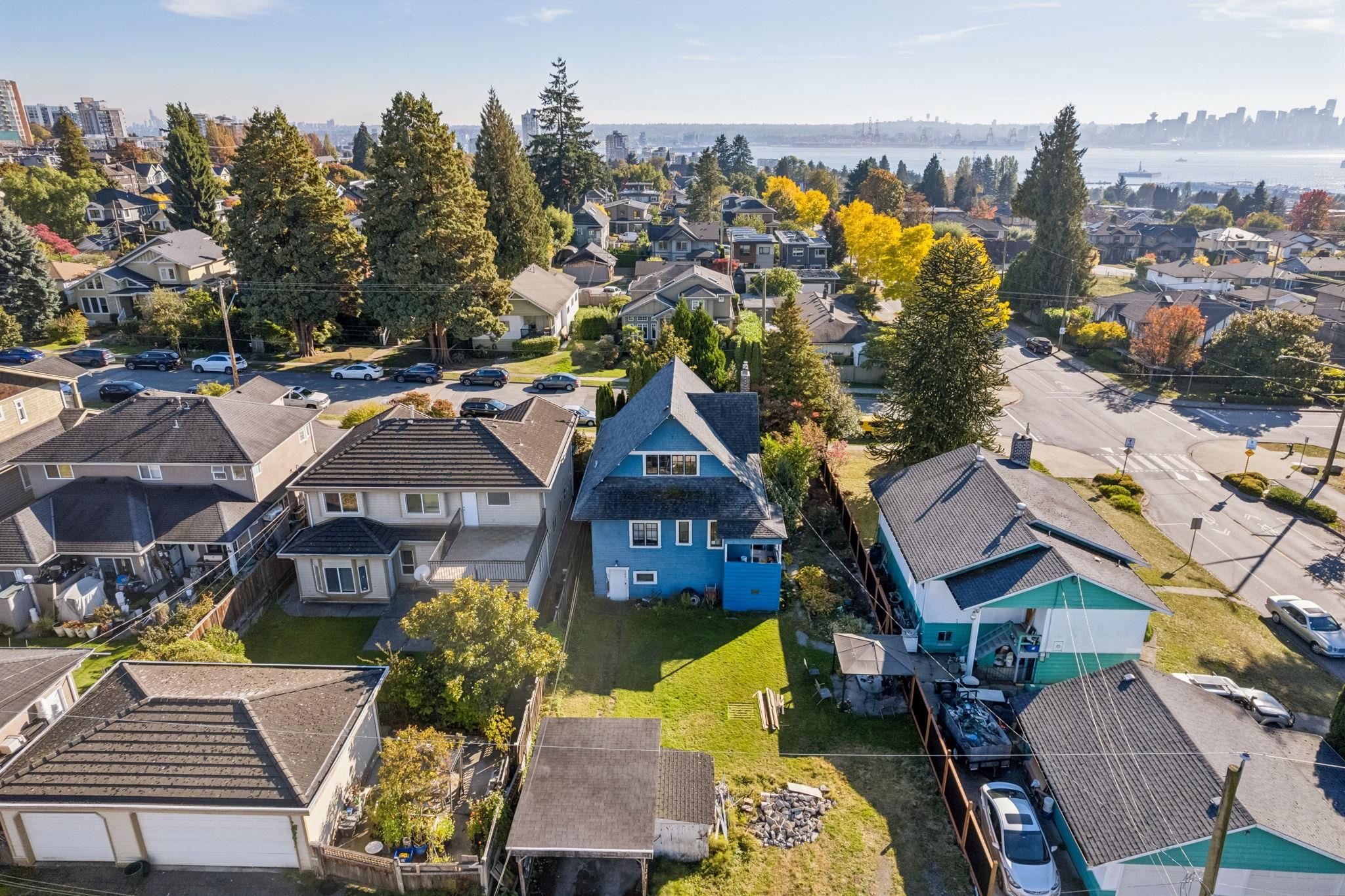 358 W 16TH STREET, North Vancouver BC V7M 1T8, R3174874, BC,