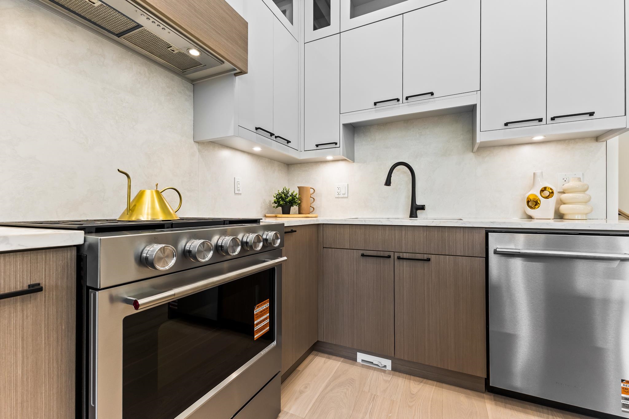 104 1045 QUADLING AVENUE, R3174965, BC,