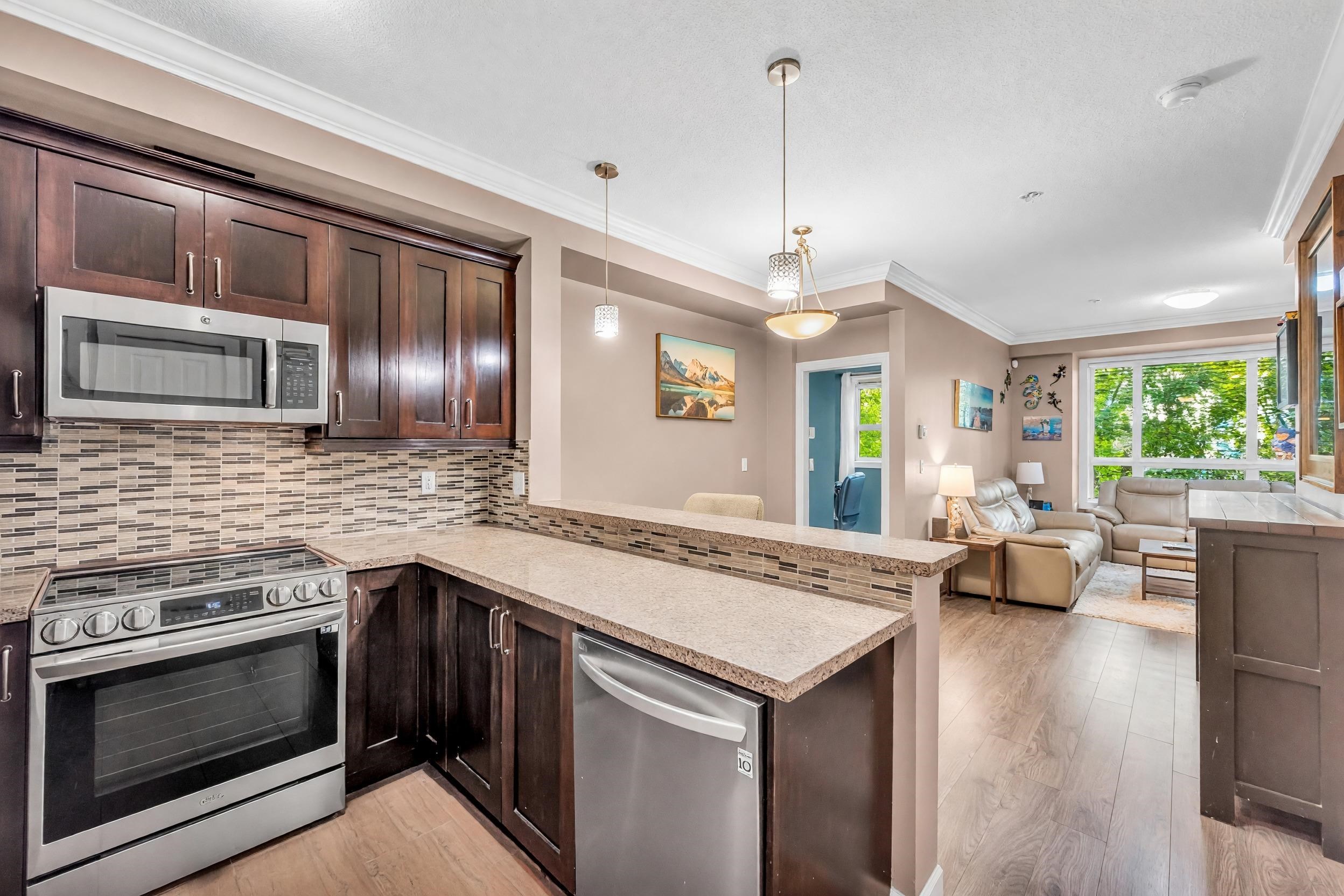 420 13897 FRASER HIGHWAY, R3175016, BC,