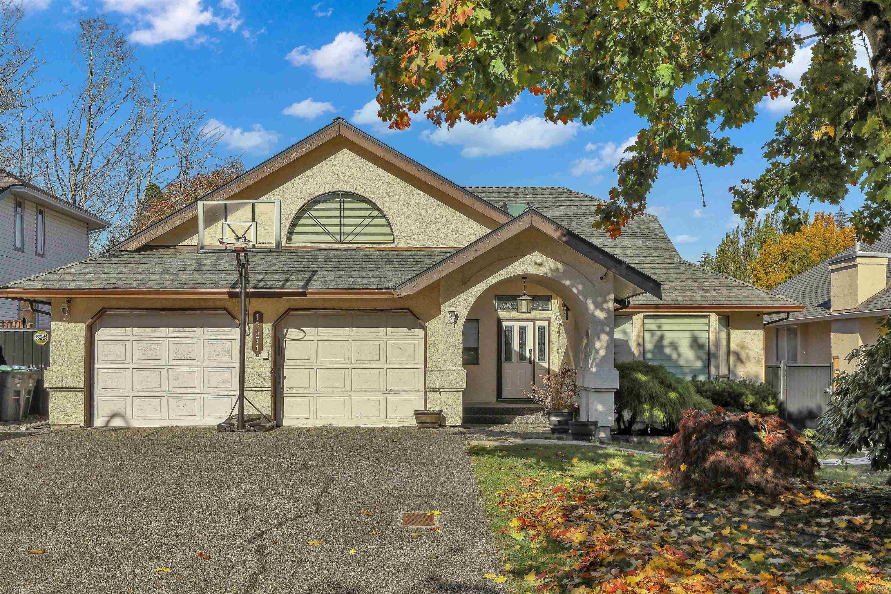 13571 60A AVENUE, Surrey BC V3X 1H7, R3175315, BC,