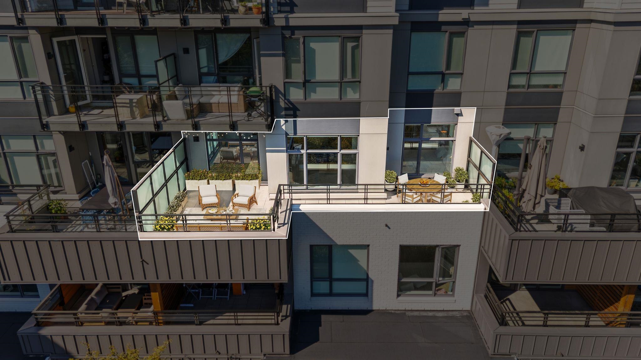 208 707 3 STREET, R3175390, BC,