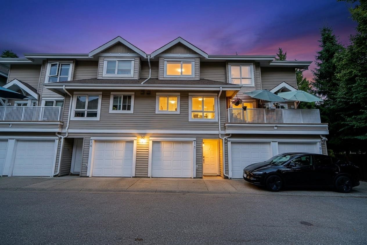 15 8968 208 STREET, R3175434, BC,