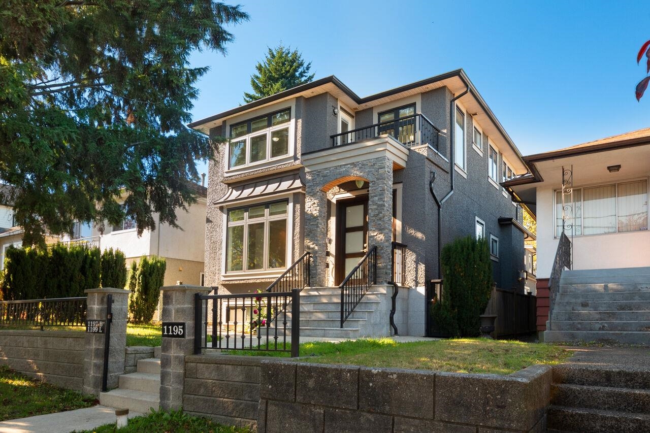 1195 NOOTKA STREET, Vancouver BC V5K 4E6, R3175505, BC,