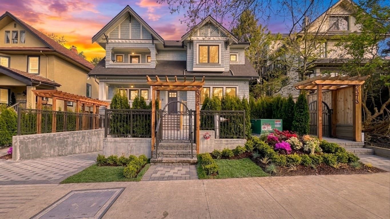 2373 W 7TH AVENUE, Vancouver BC V6K 1Y4, R3175570, BC,