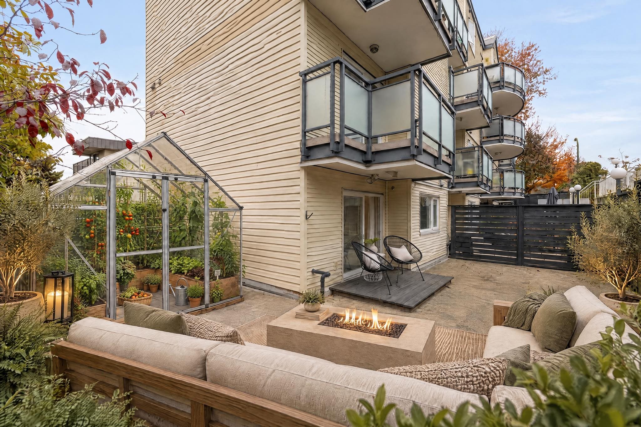 106 33 TEMPLETON DRIVE, R3175573, BC,