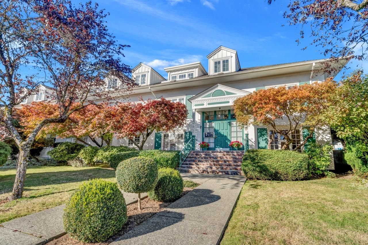 304 120 17TH STREET, R3175631, BC,