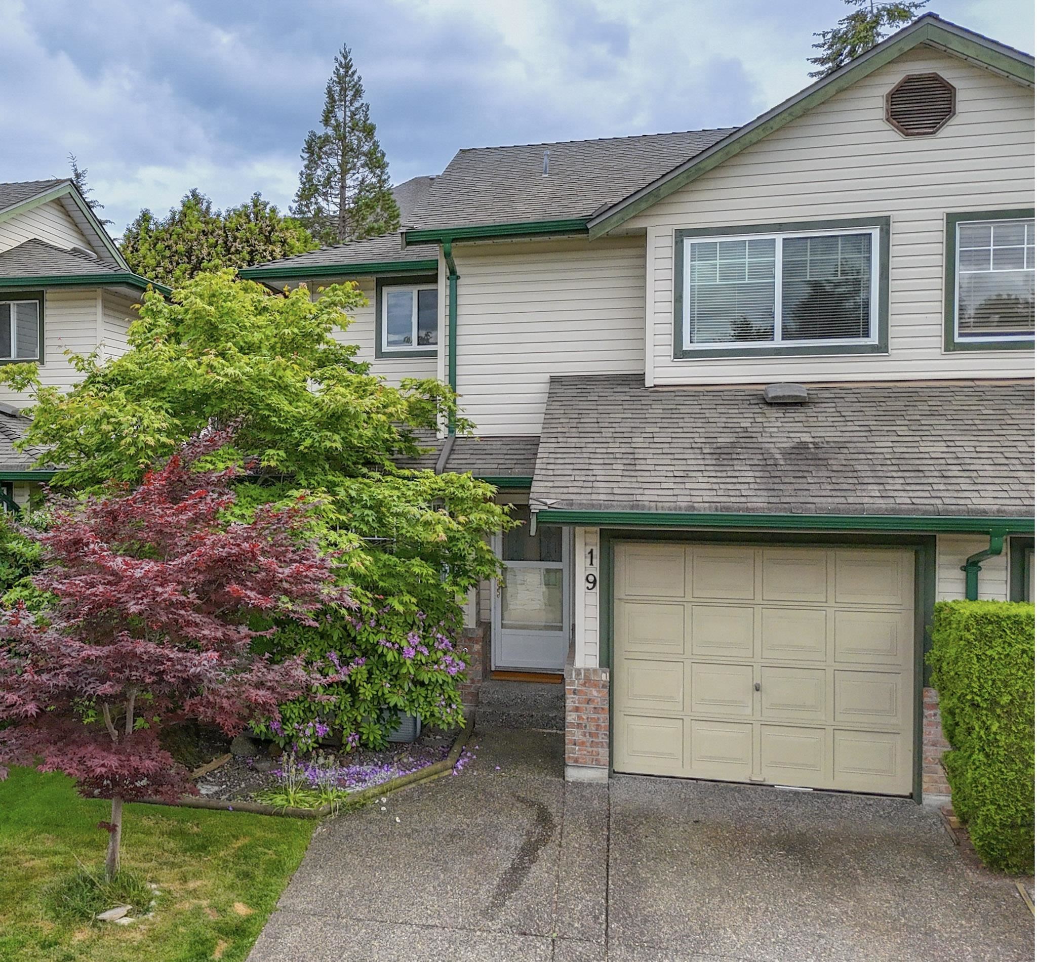 19 8863 216 STREET, R3175718, BC,