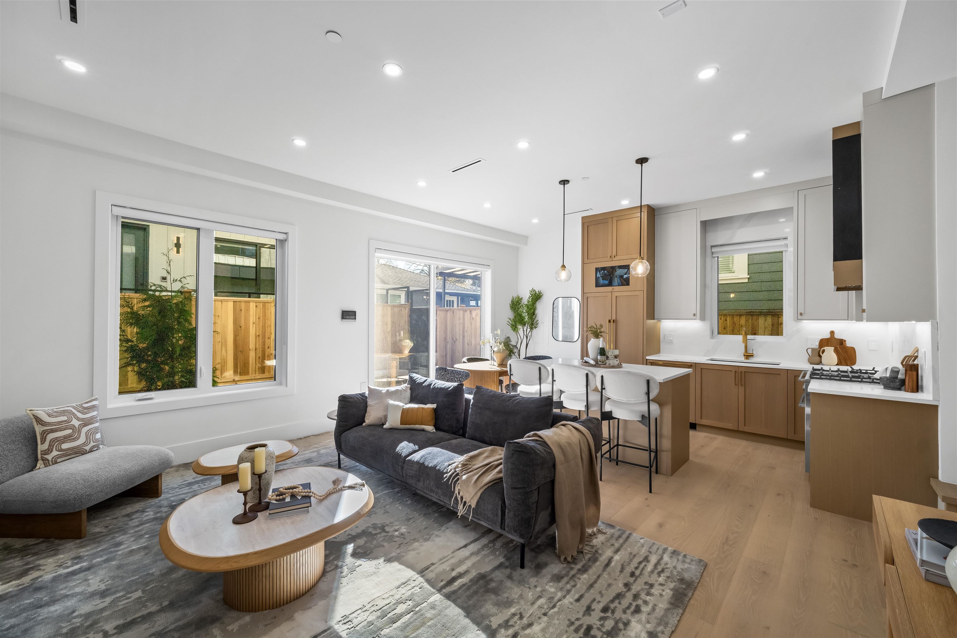 2 2710 KITCHENER STREET, R3175764, BC,