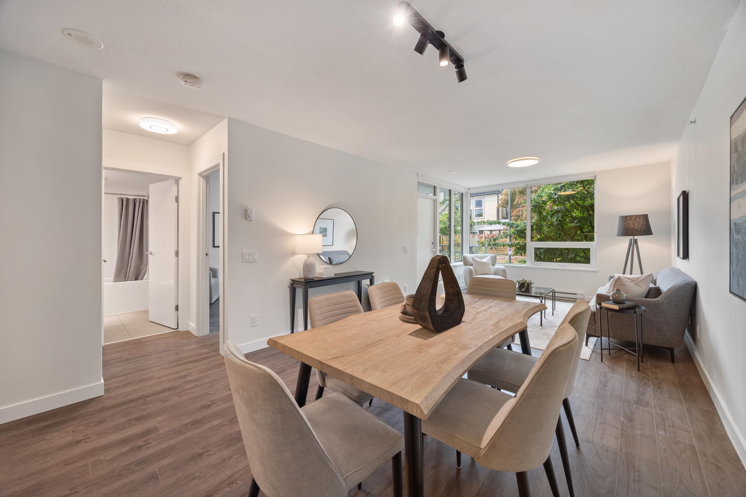 TH2 988 QUAYSIDE DRIVE, R3175766, BC,