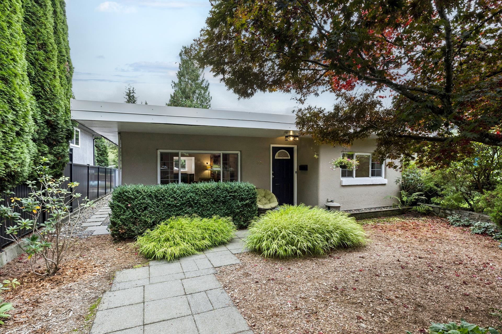 331 E 24TH STREET, North Vancouver BC V7L 3E9, R3175796, BC,