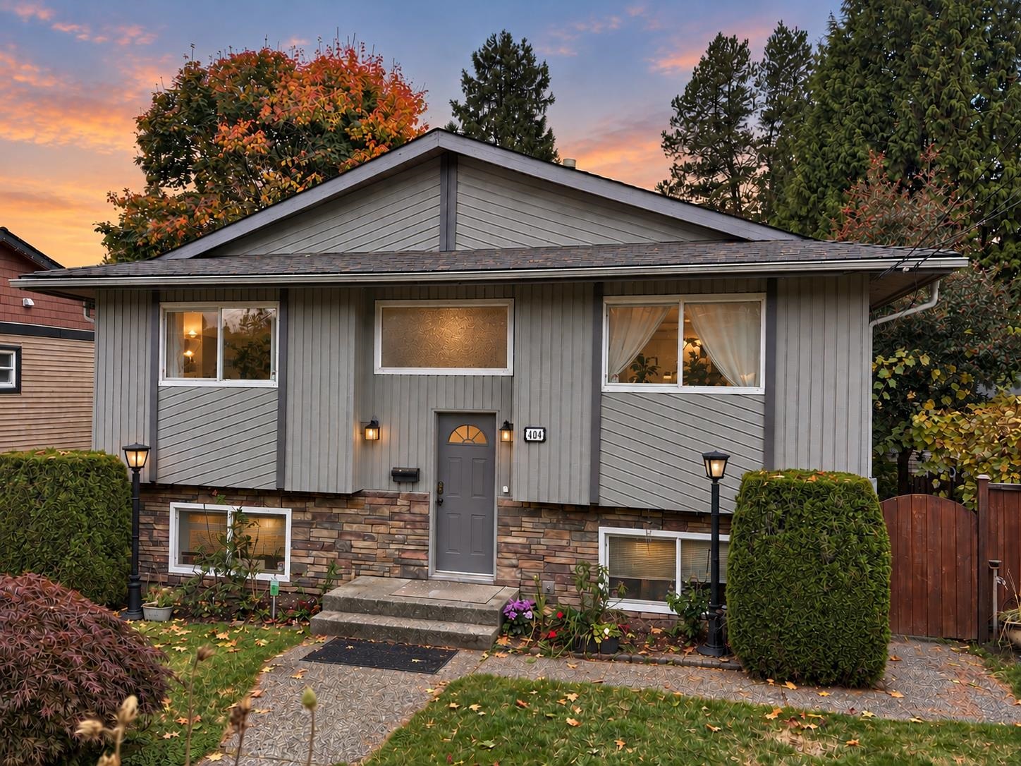 404 MUNDY STREET, Coquitlam BC V3K 5N1, R3175853, BC,